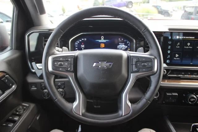 Used 2025 Red Chevrolet RST image 14