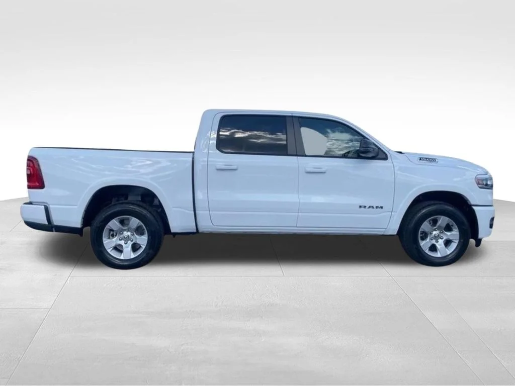 New 2026 Bright White Clear-Coat Exterior Paint RAM Big Horn/Lone Star image 6