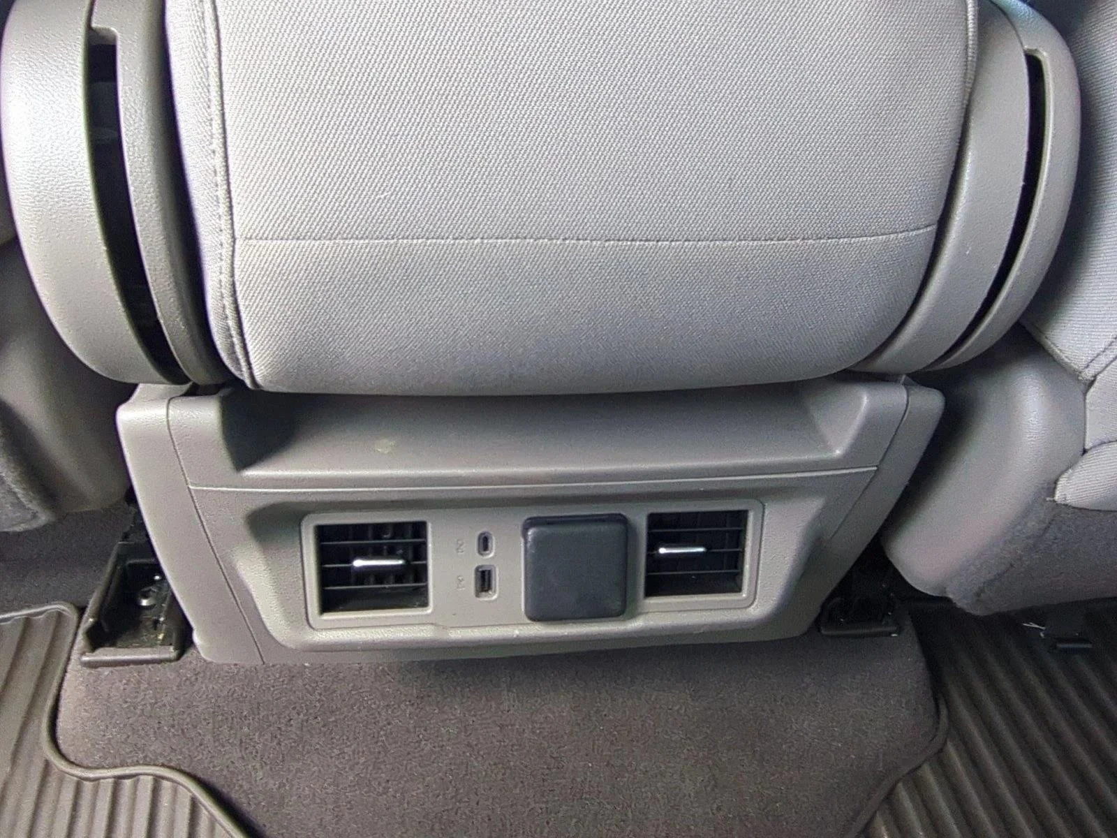 Used 2025 Sterling Gray Metallic Chevrolet LT image 17