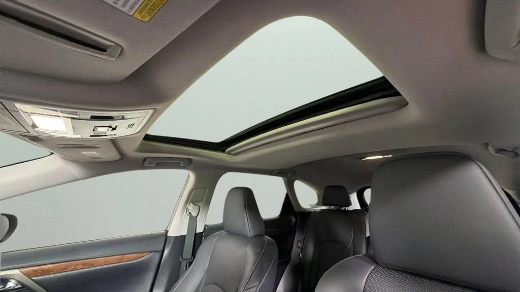 Used 2022 Black Lexus RX 350L image 27