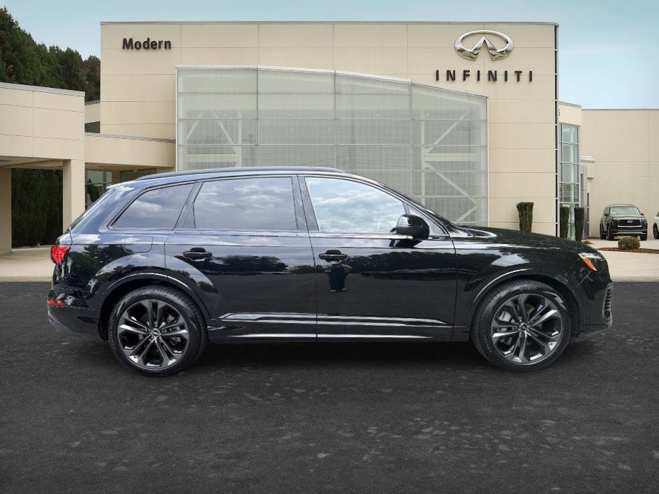 Used 2026 Mythos Black Metallic Audi Premium Plus image 4