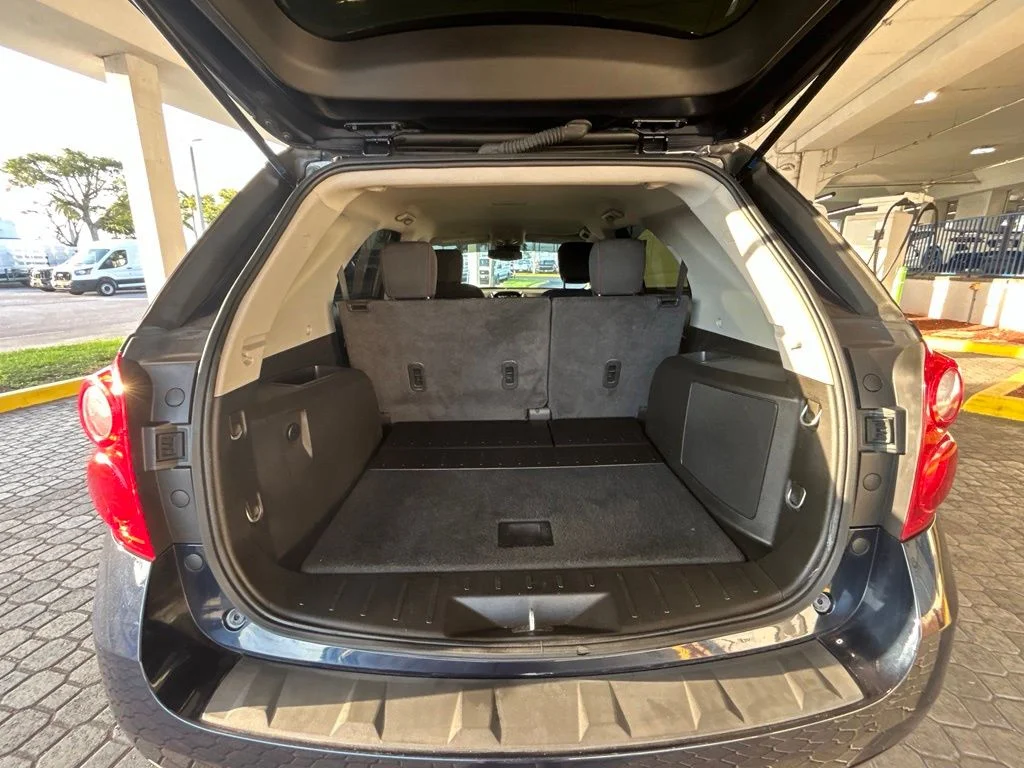 Used 2015 Blue Velvet Metallic Chevrolet LT image 28