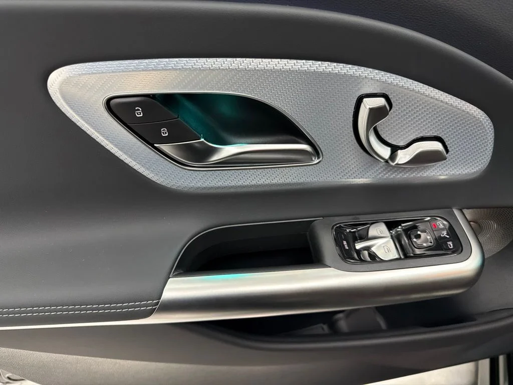 New 2027 Black Mercedes-Benz  image 21