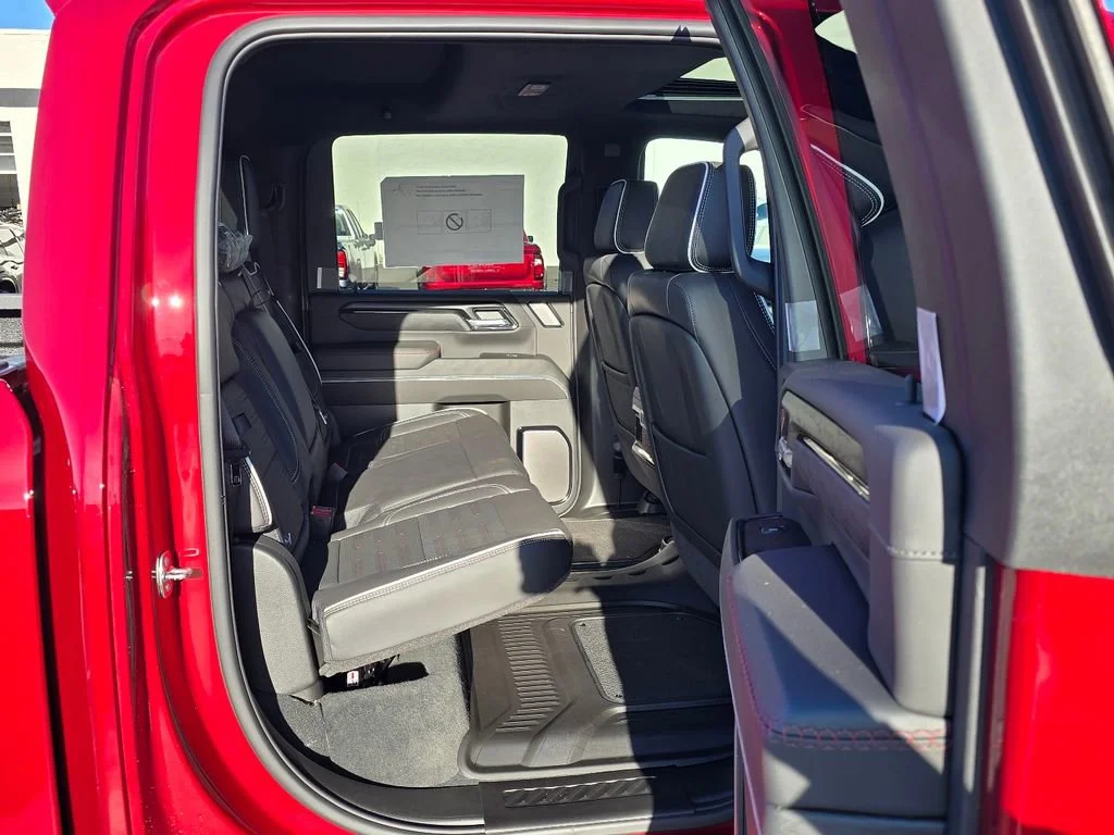 New 2026 Volcanic Red Tintcoat GMC AT4X image 32
