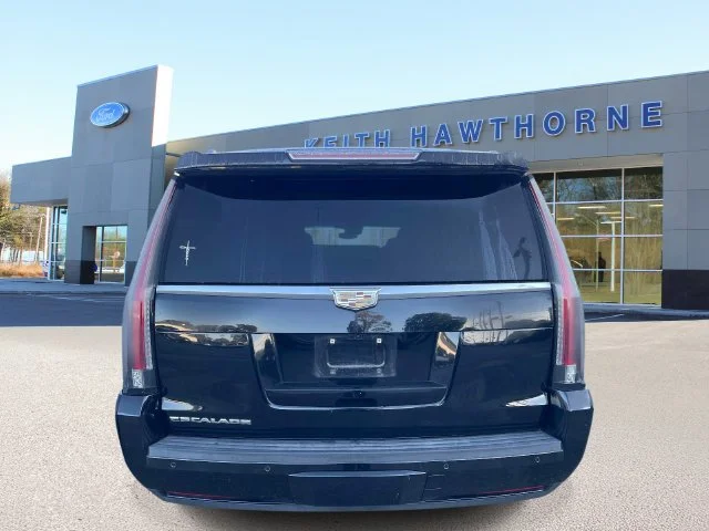Used 2018 Black Raven Cadillac Premium image 6