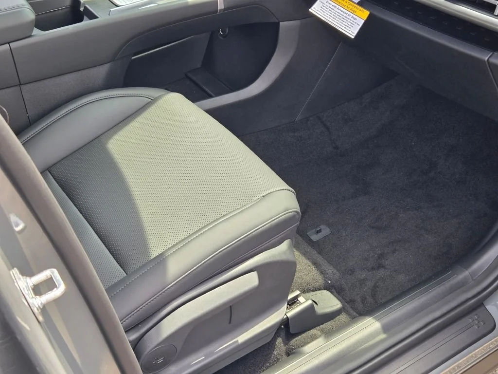 New 2026 Gray Hyundai SEL image 6