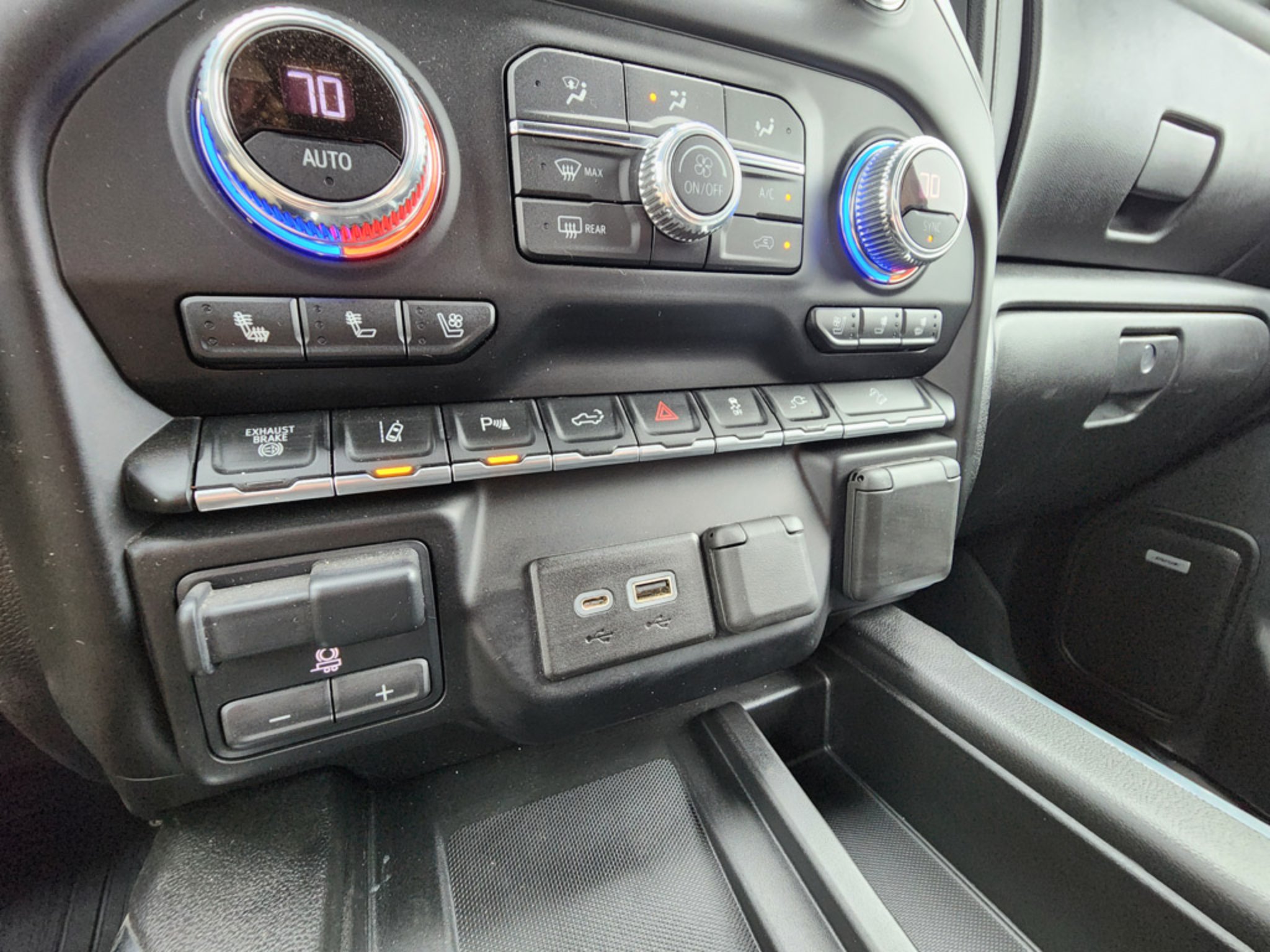 Used 2020 Summit White GMC Denali image 16