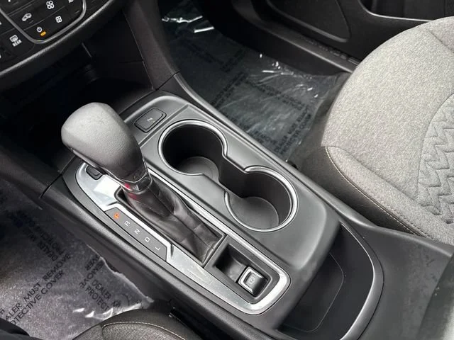 Used 2024 Summit White Chevrolet LT image 26