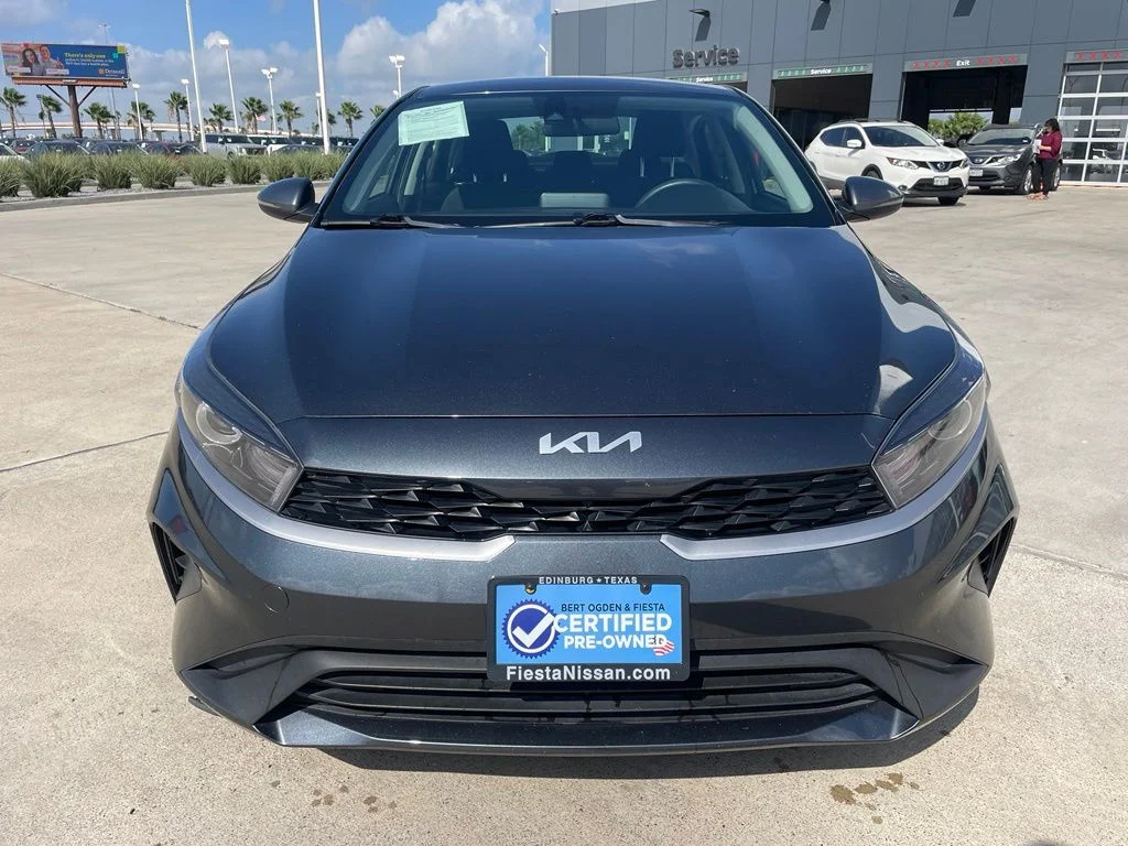 Used 2024 Gray Kia LXS image 2