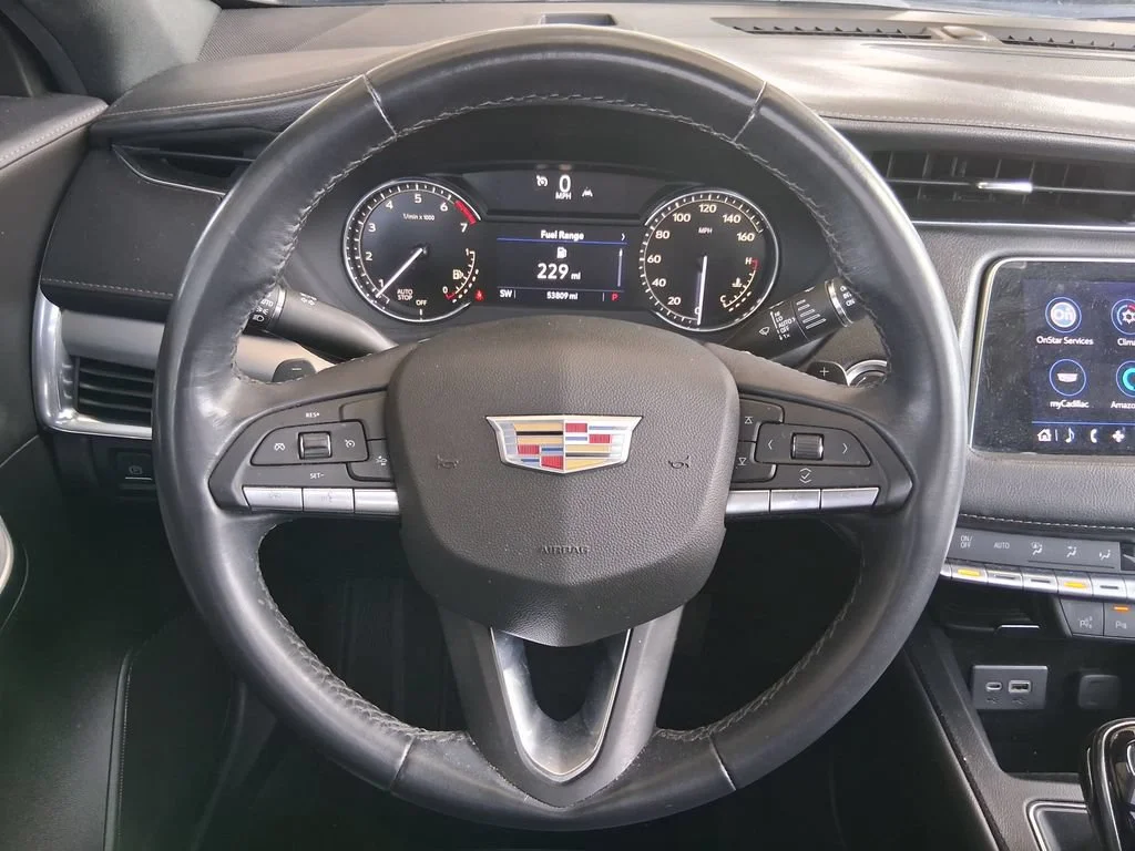 Used 2022 Crystal White Tricoat Cadillac Premium Luxury image 10