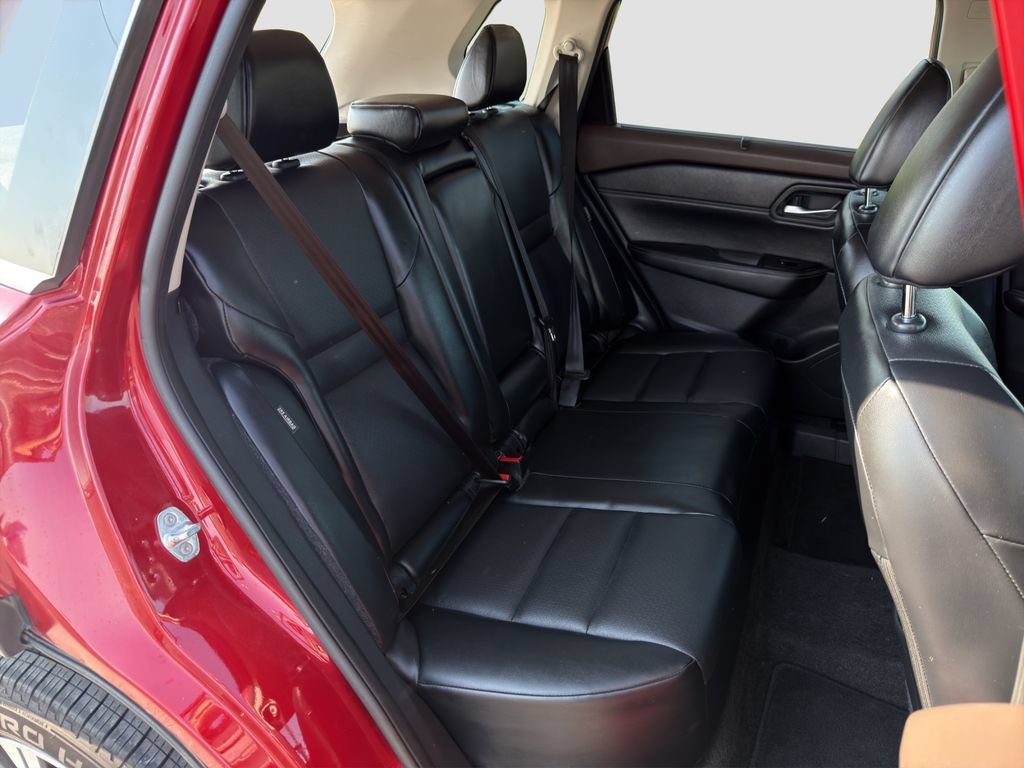 Used 2022 Red Nissan SV FWD image 28