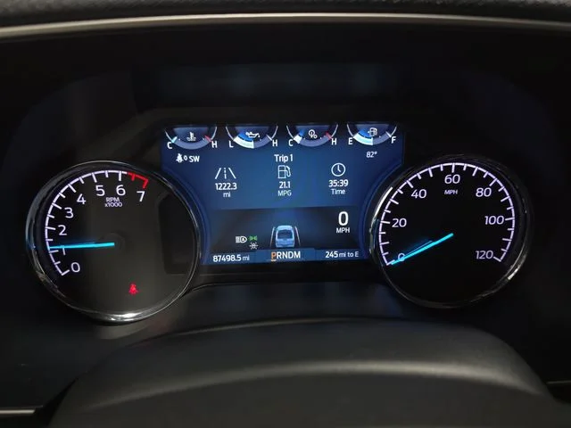 Certified Used 2023 Avalanche Ford XLT image 19