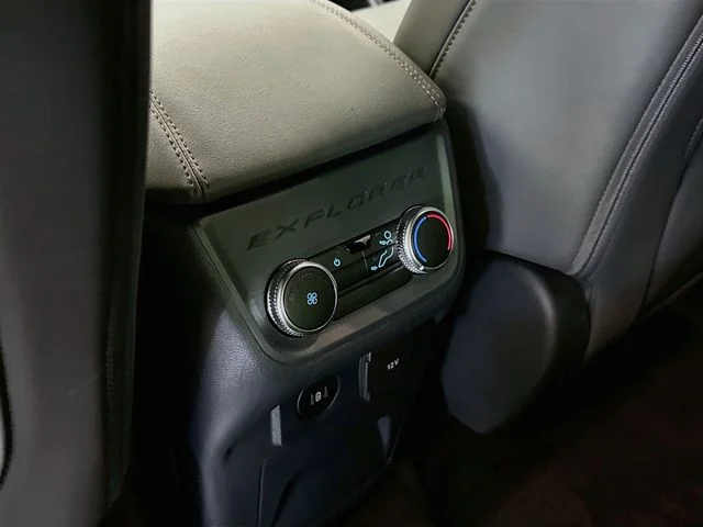 New 2027 Agate Black Metallic Ford Active image 25