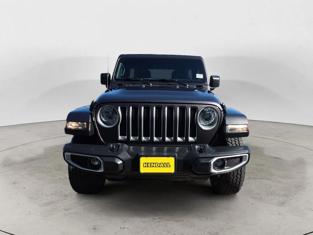 Used 2023 Gray Jeep Sahara image 2