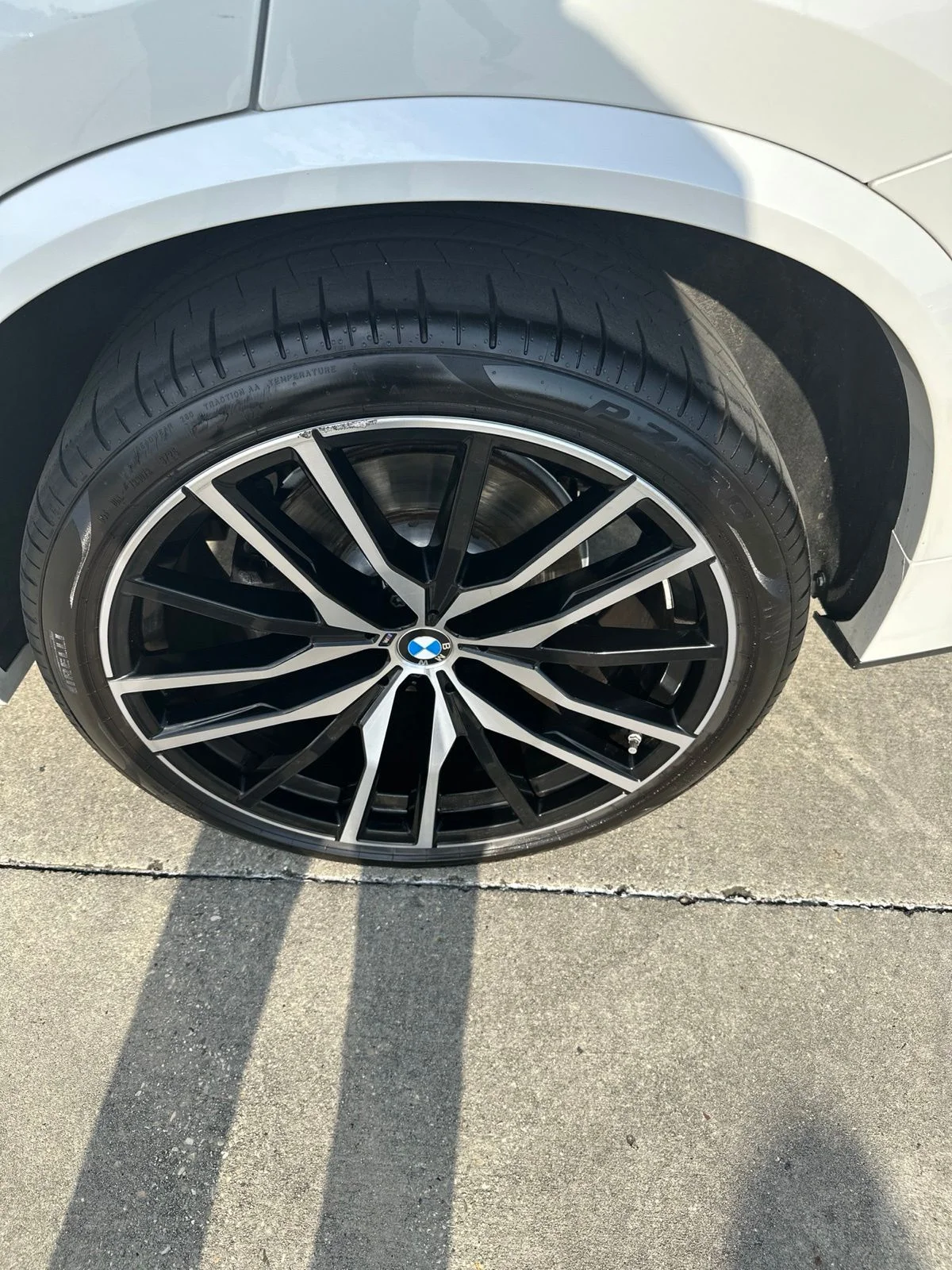 Used 2026 White BMW sDrive40i image 18