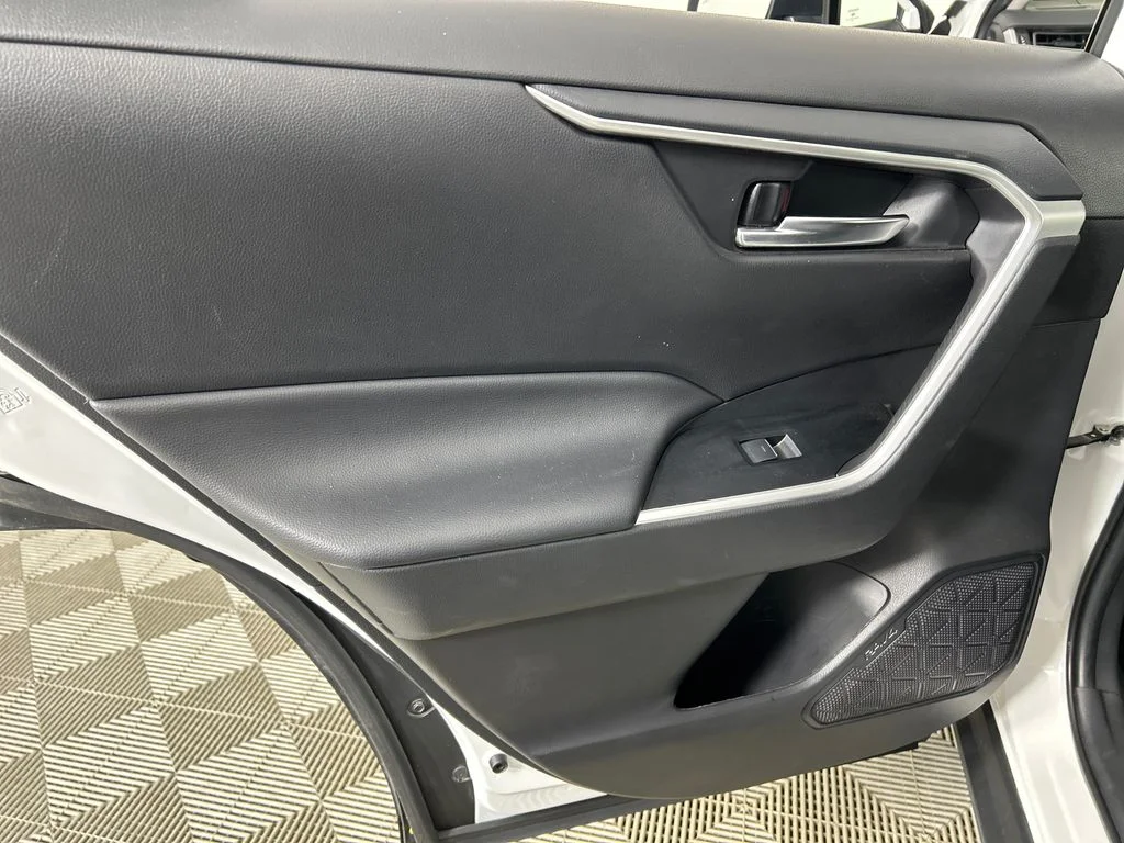 Used 2024 White Toyota XLE image 16