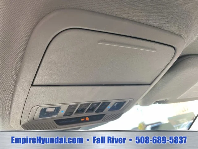 Used 2023 Black Ford XLT image 27