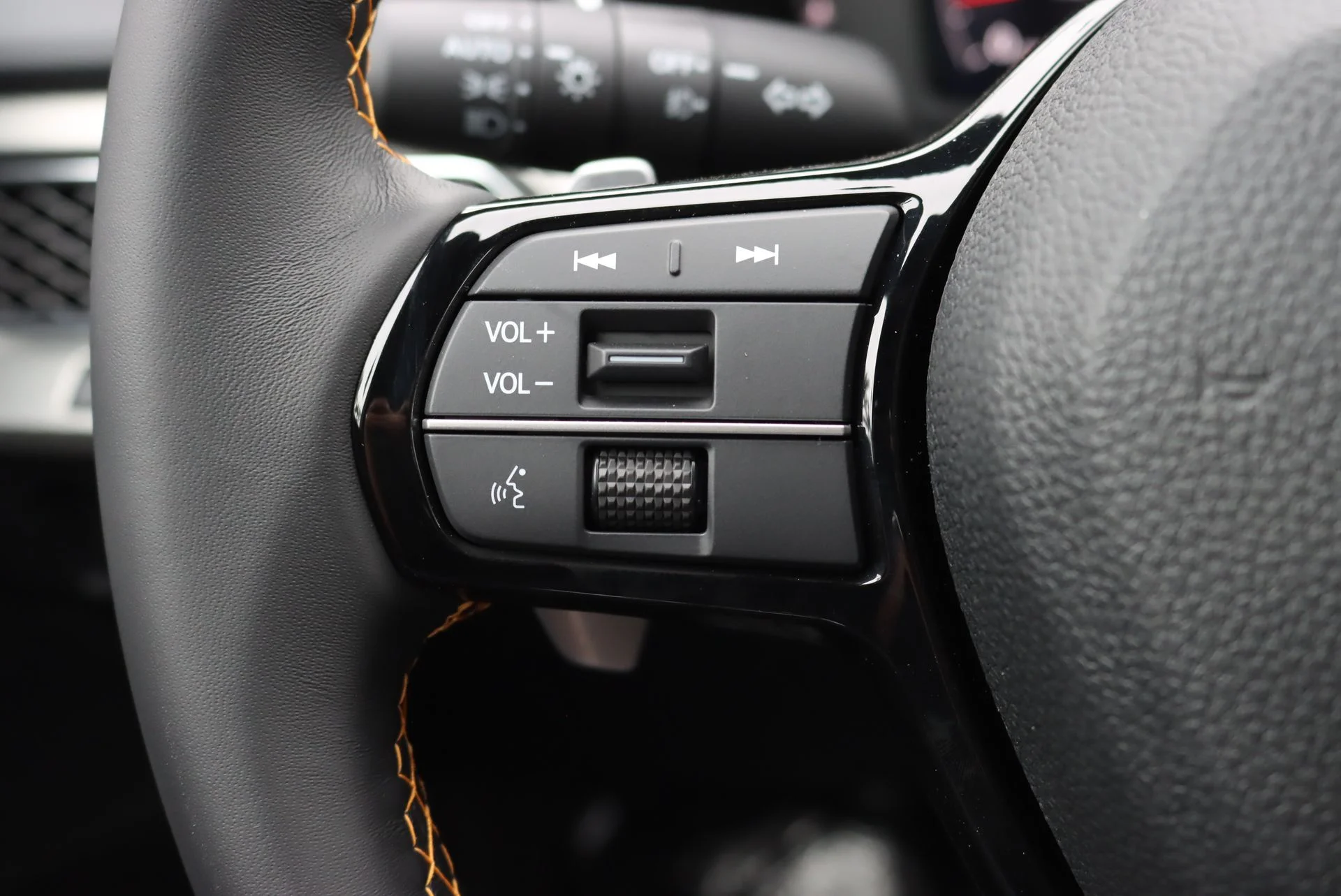New 2026 Urban Gray Pearl Acura FWD A-Spec with Technology image 10