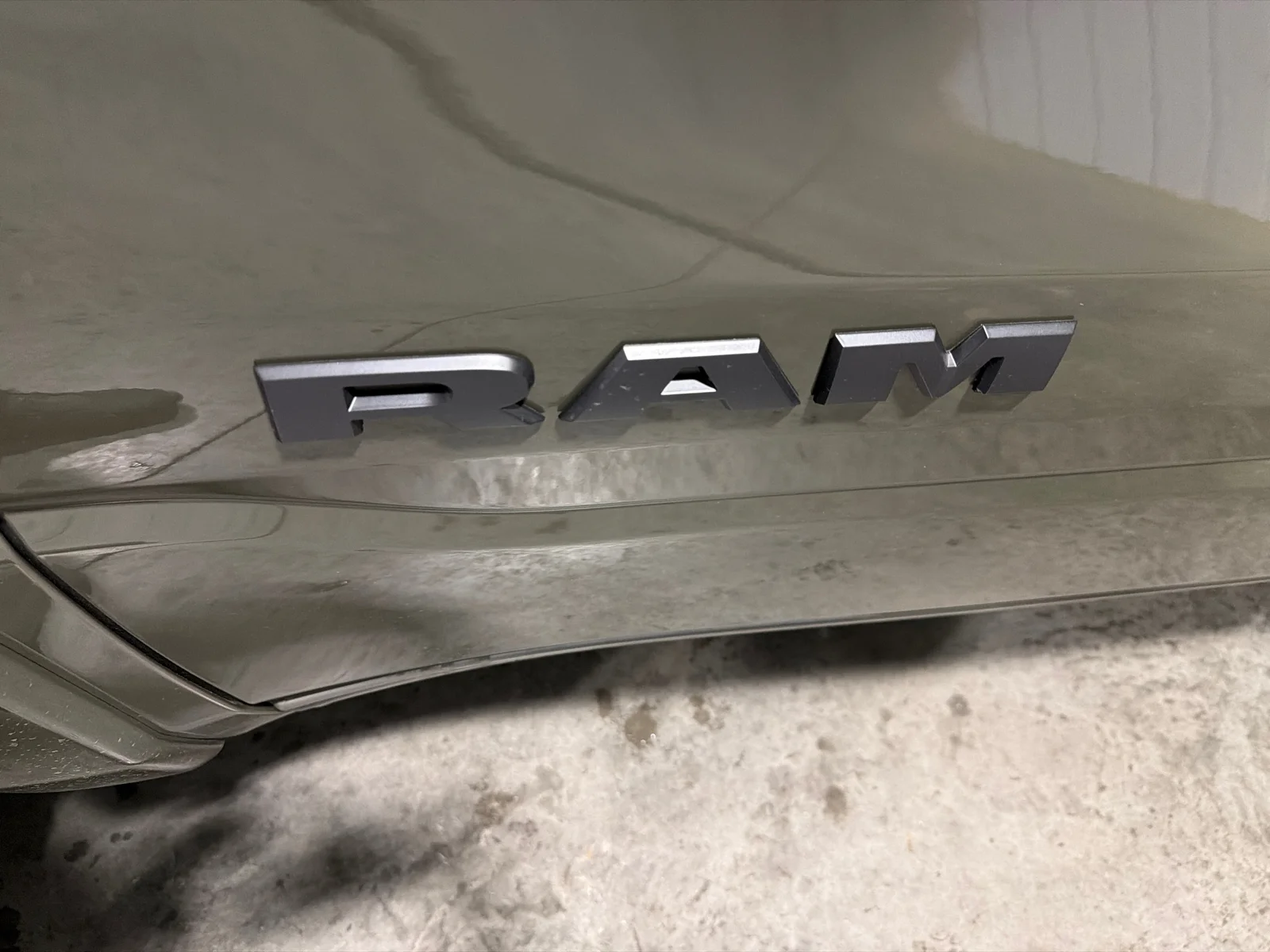 New 2027 Tank Exterior Paint RAM Laramie image 12