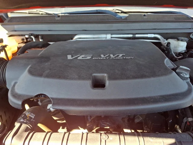 Used 2019 Red Chevrolet ZR2 image 28