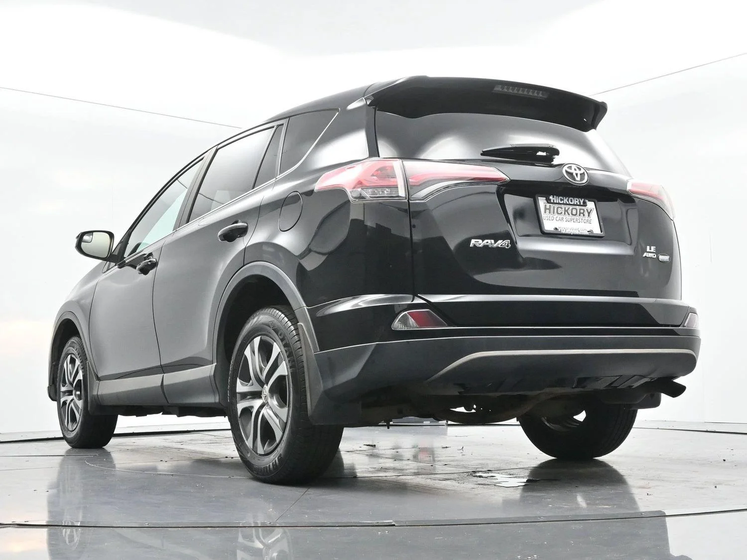 Used 2018 Black Toyota LE image 42