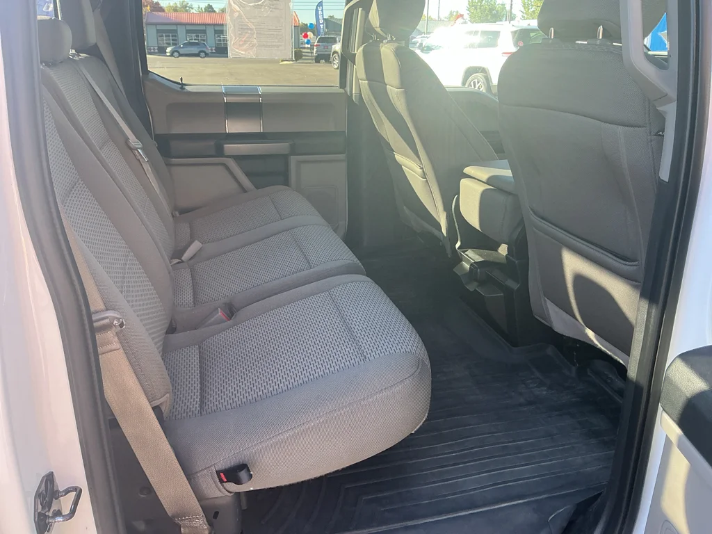 Used 2019 Oxford White Ford XLT image 20