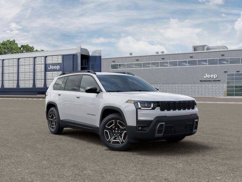 New 2026 Bright White Clear-Coat Exterior Paint Jeep Laredo image 22