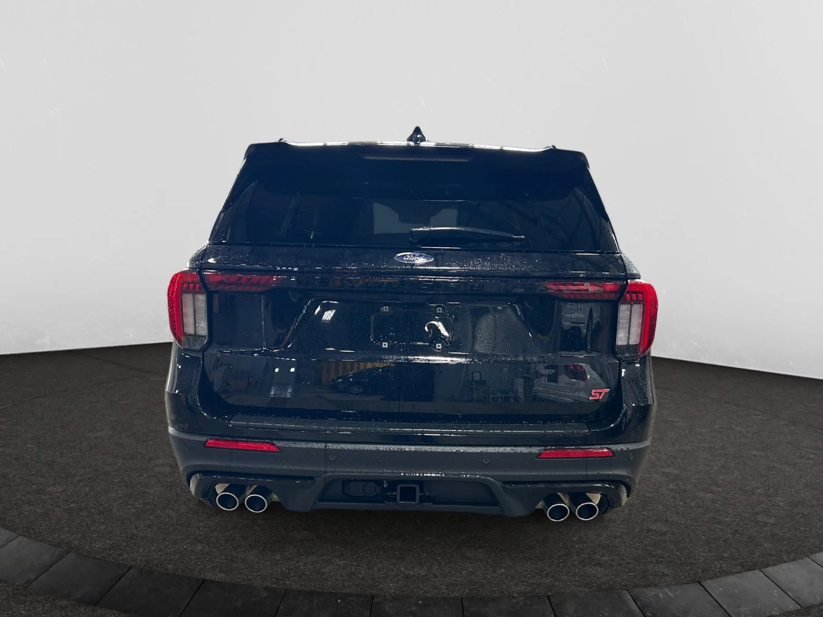New 2026 Agate Black Metallic Ford ST image 4