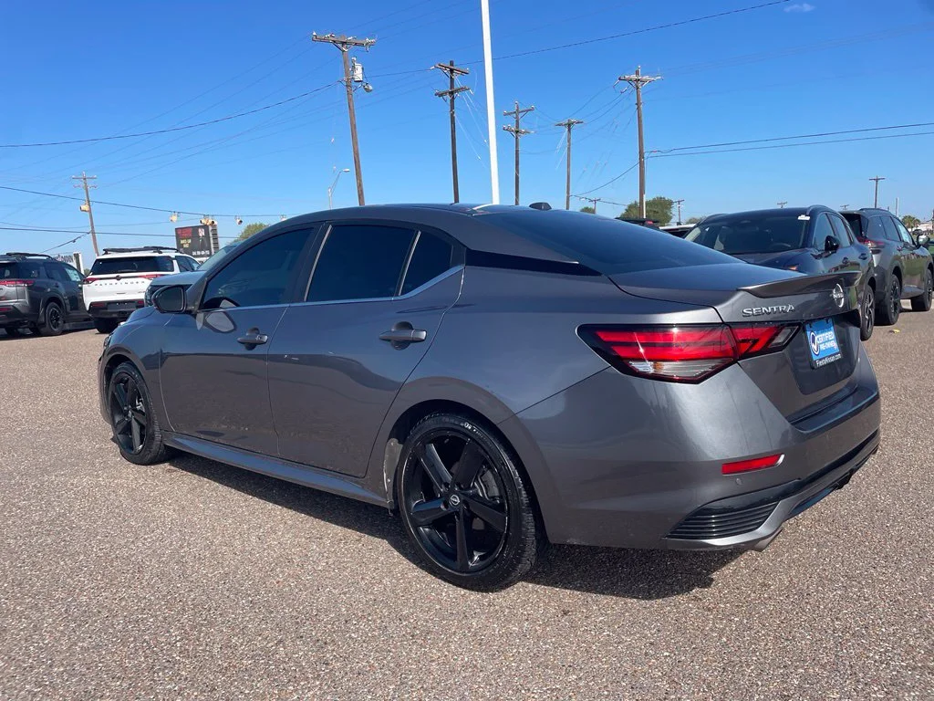 Used 2024 Gray Nissan SR image 5