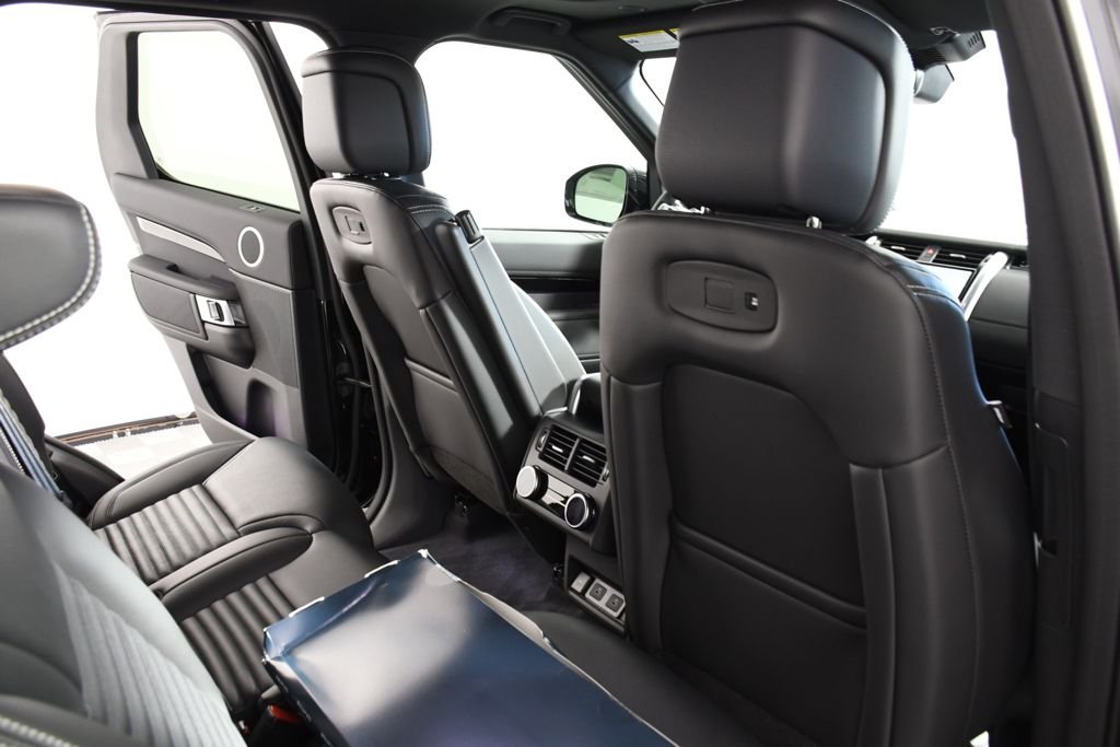 New 2026 Santorini Blk Land Rover S image 22
