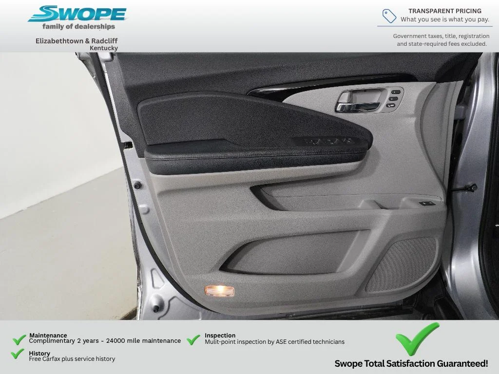 Used 2017 Lunar Silver Metallic Honda Touring image 13