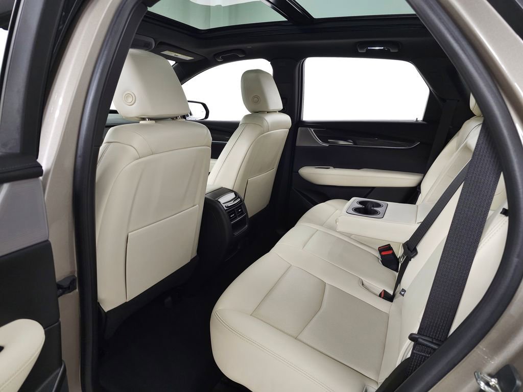2023 Cadillac XT5 Sport - Photo 41