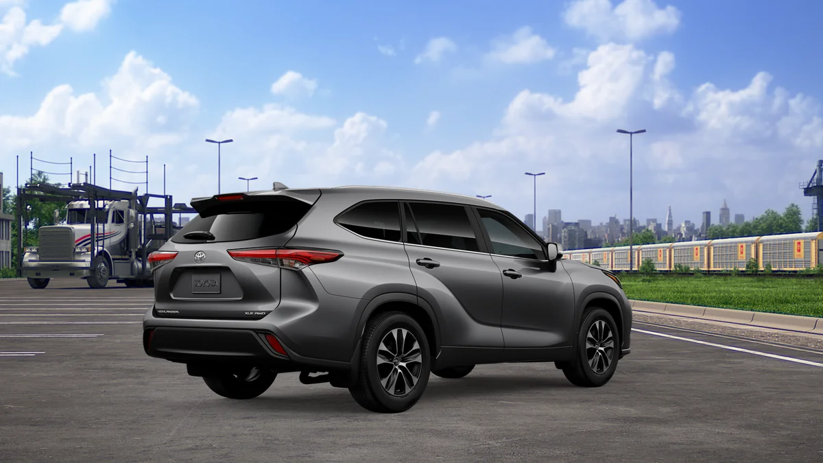 New 2026 Heavy Metal Toyota XLE image 10