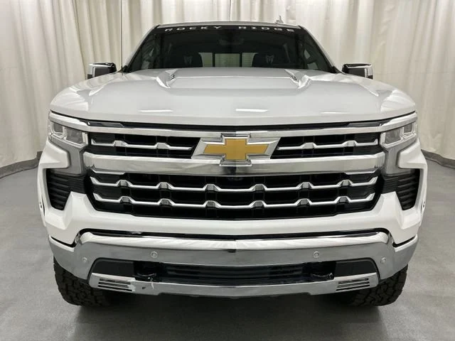 2025 Chevrolet Silverado 1500 LTZ - Photo 33