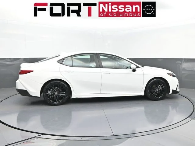 Used 2025  Toyota SE image 8