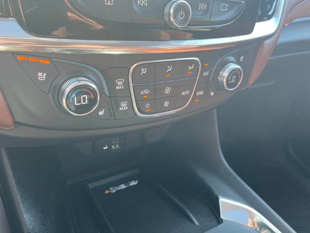Used 2021 Beige Chevrolet High Country image 20