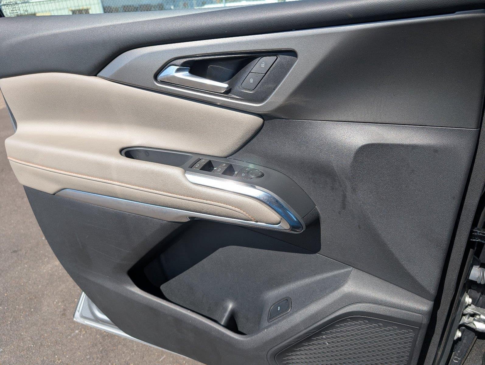 Used 2026 Sterling Gray Metallic Chevrolet LT image 15