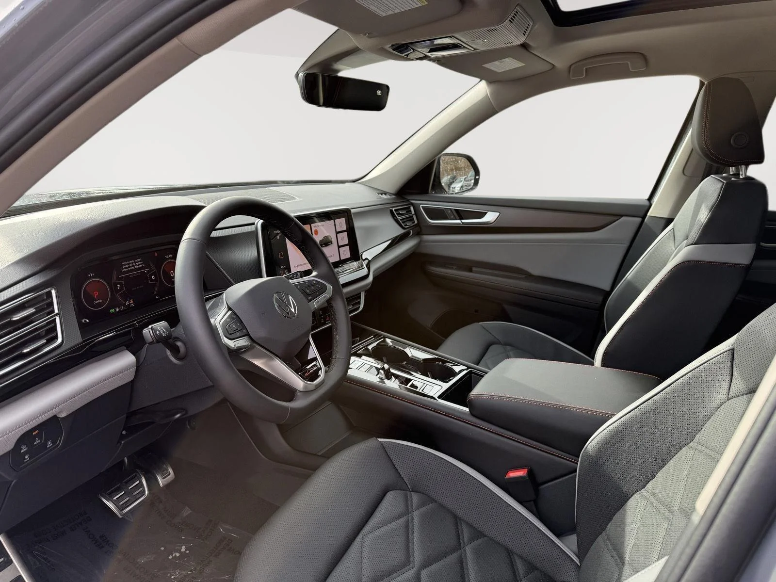 New 2026 Pure Gray Volkswagen 2.0T Peak Edition image 9