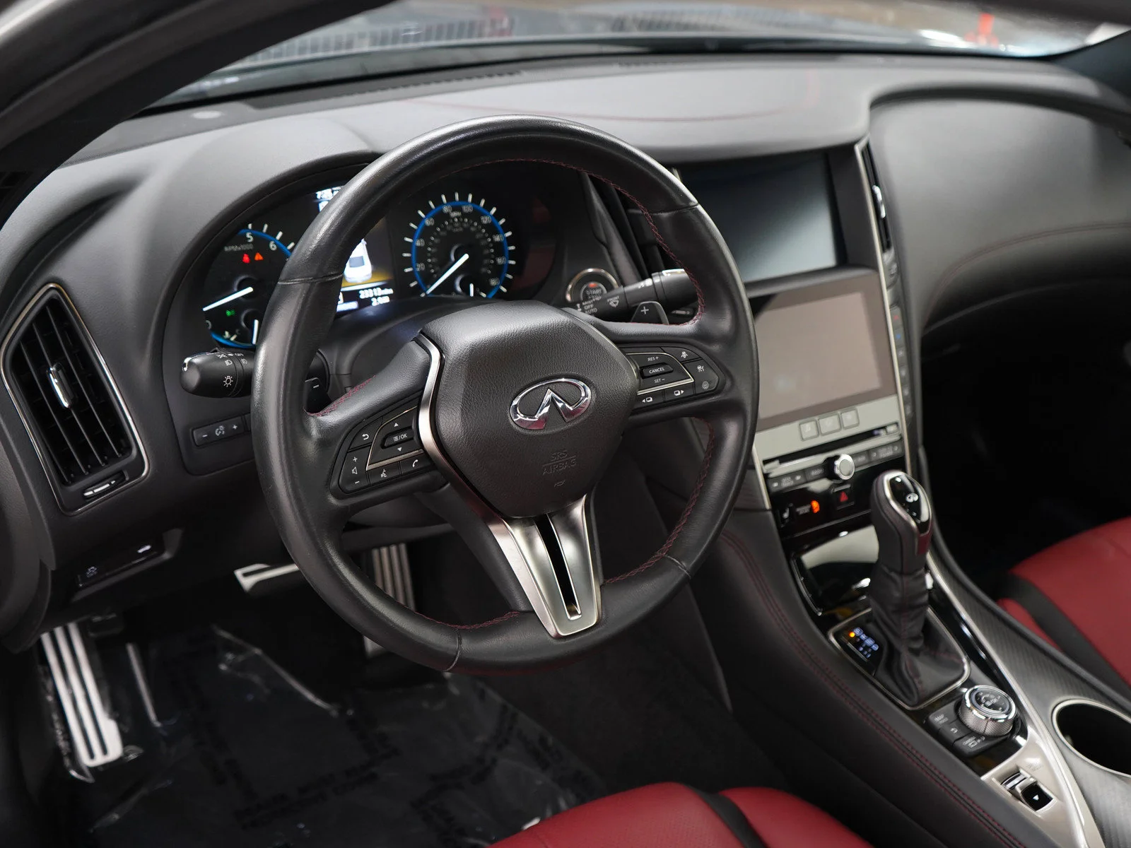 Used 2022 Graphite Shadow INFINITI Red Sport 400 image 16