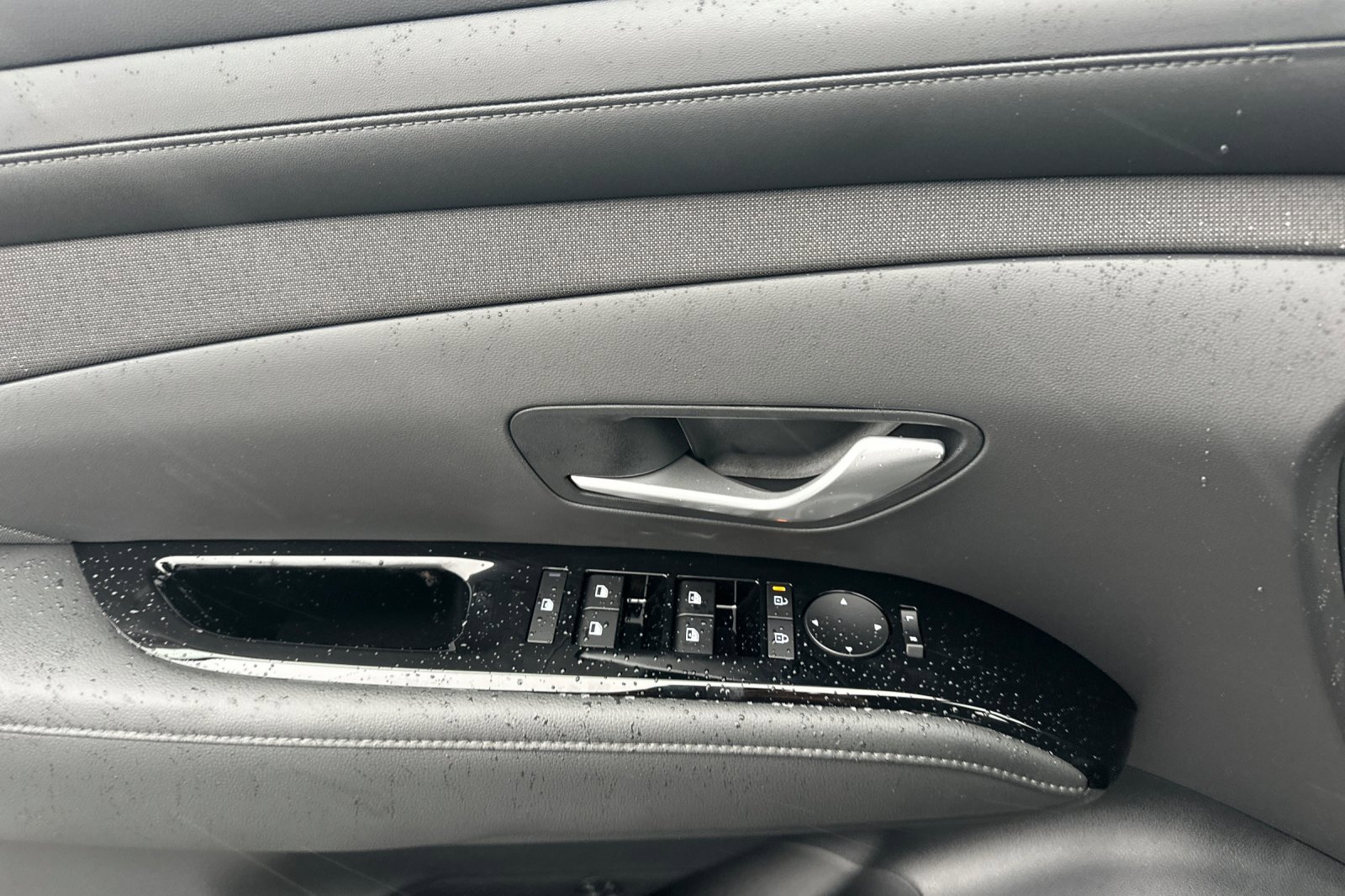 New 2026 Shimmering Silver Hyundai Limited image 11