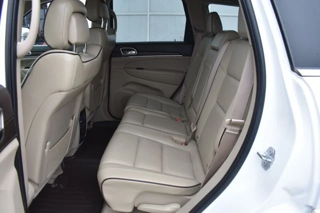 Used 2016 White Jeep Overland image 14