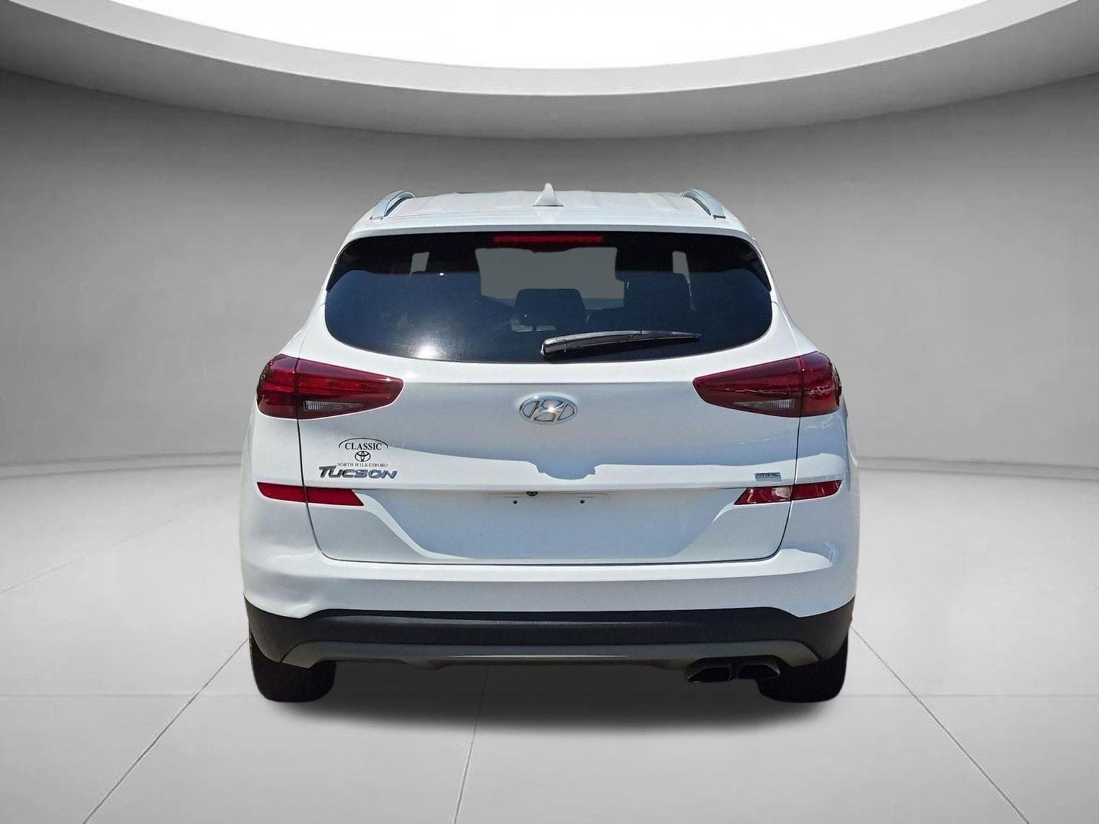 Used 2020 Winter White Hyundai Limited image 4
