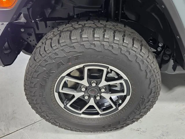 New 2026 Anvil Clear-Coat Exterior Paint Jeep Shadow Ops image 17