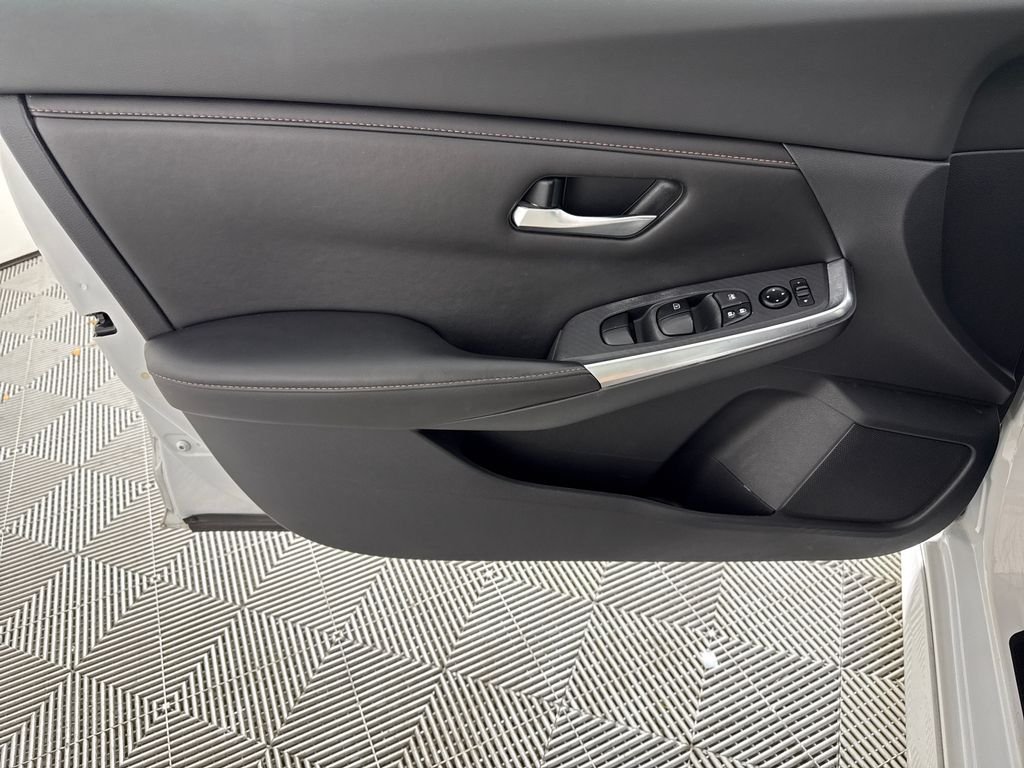 2022 Nissan Sentra SR - Photo 10