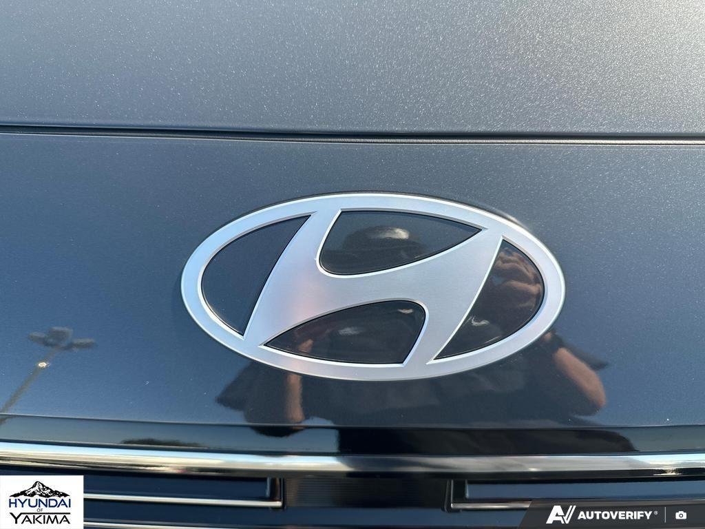 New 2026 Ecotronic Gray Pearl Hyundai Limited AWD image 9