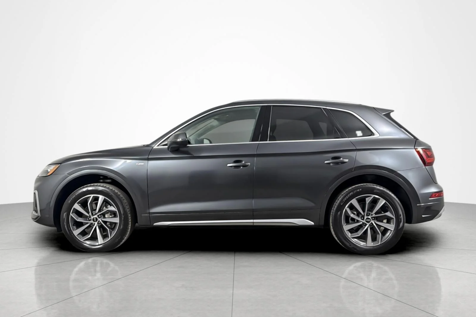 Used 2023 Daytona Gray Pearl Effect Audi S line Premium Plus 45 TFSI quattro image 2