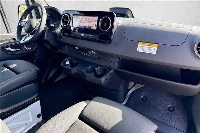 New 2026 Arctic White Mercedes-Benz  image 51