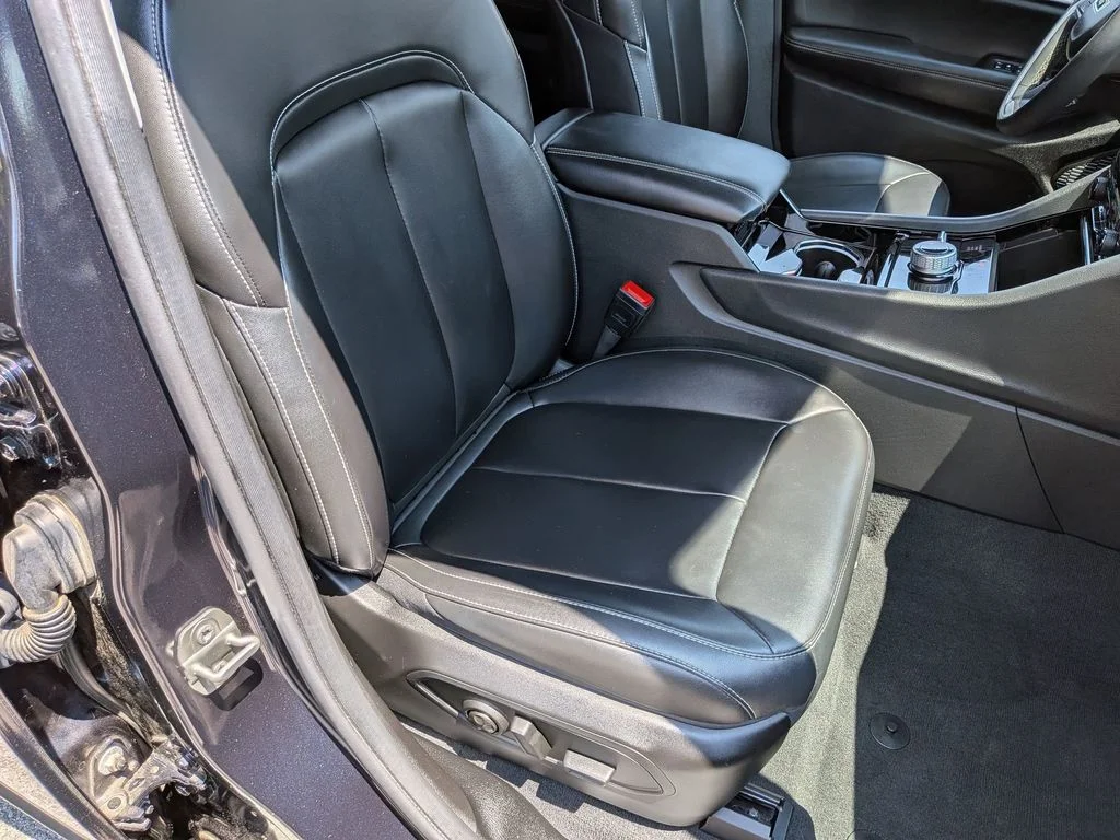 Used 2023 Black Jeep Limited image 27