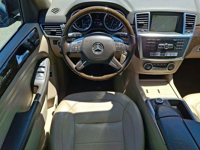 Used 2012 Black Mercedes-Benz ML 350 image 11