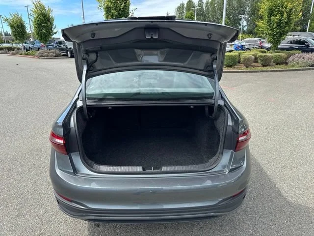 Used 2024 Platinum Gray Metallic Volkswagen SE image 12